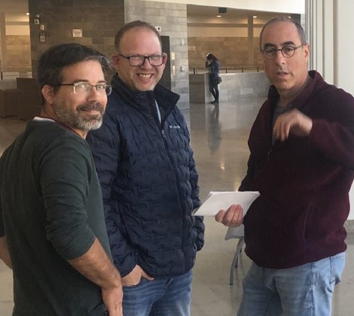 שלושה שופרות ליצניים קלמן ליבסקינד אביעד גליקמן דליפמן וחן מענית כתבות תרמית