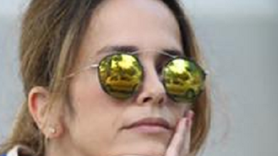 טלי נחשון לוגשי מדגמנת אופנה מביגוד שמוצאת בחירייה