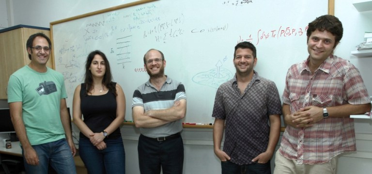 יעקב קראוס וחבריו המדענים שנרצח עי רבקה מקייס