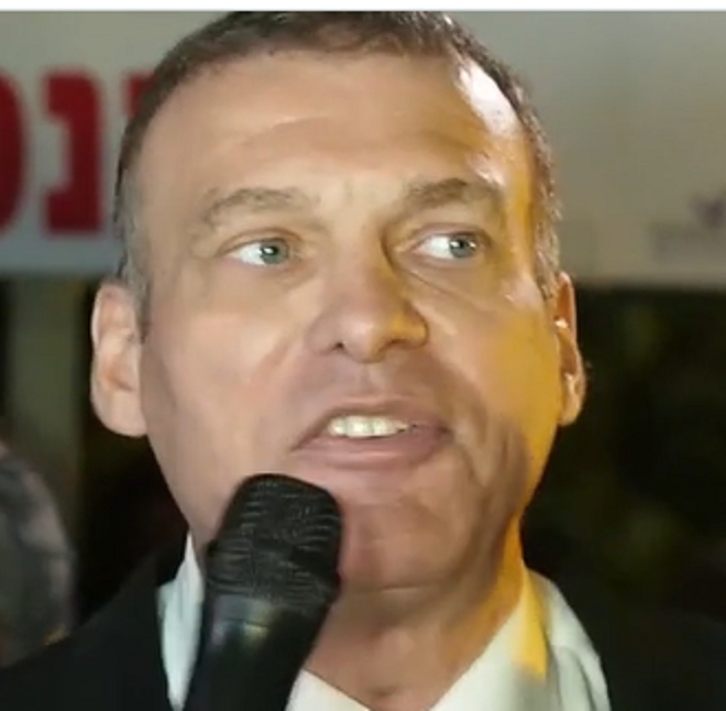יניב מויאל השוטר איגור אייזמן תפר לו תיק סחיטה ב 2017