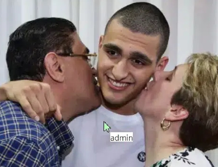 ים מדר כייף לגדול אצל הורים שעושים טוויסטינג ללקוחות שלהם