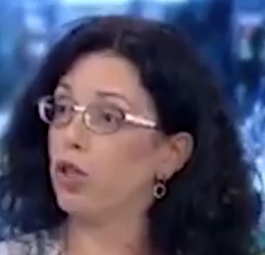 אפרת חושן מנדל מקבלת פקודות מחיים ויסמונסקי להכשרת ראיות לא קבילות