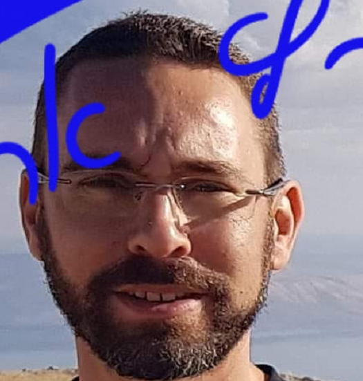 דודו דקל שוטר פשיטות על מכוני עיסוי ושעשועי מין