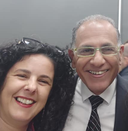 אבשלום אחרק שפופולרי עם המין היפה עם שירלי רחמנוב