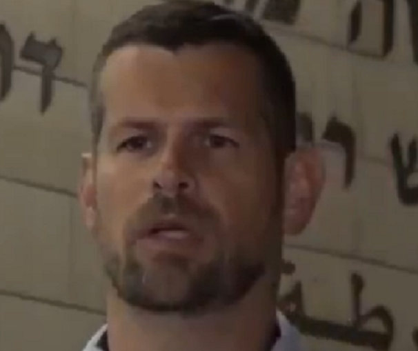שוטר שי זולברג מחפש לוחמים בנוחבה להפליל אותם ברצח