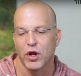 רן שריר עבר לגור עם ליידיבוי בתאילנד