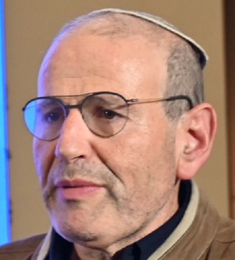 שחר ליפשיץ יותר כלב ממנגלה