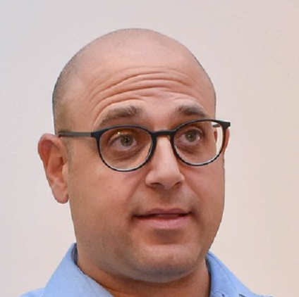 ירון גינדי קורבן גניבת זרע עי הנוכלת טלי מי טל