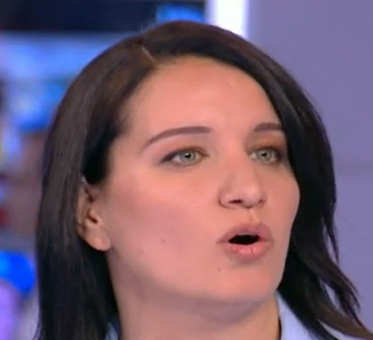 לילך שובל פוסטמה שמתיימרת להבין בביטחון ואפילו שניצל לא יודעת להכין