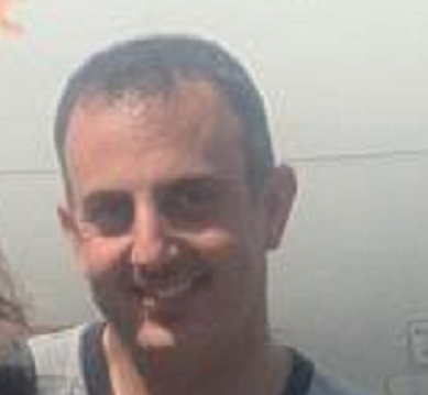 גל וולף מגנט לנשים אלימות שתמיד באות אליו