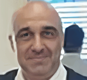 יוסי כרמלי אביר זכויות המסתננים והשבחים