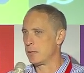 אהוד שניאורסון הנבלה שגנב ל 8200 את כל המוחות המבריקים