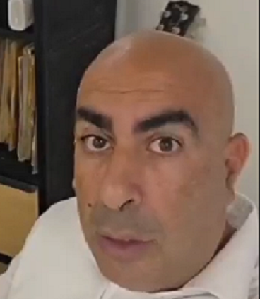 ברק כהן פשוט רגל ליצן של קפלן