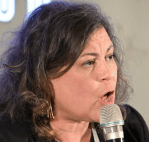 ענבל חרמוני פמיניסטית בזויה שמטופליה שונאים אותה