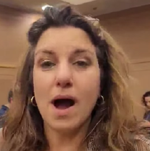 איריס שפירא מרגלית חולת נפש בפסיכוזת ריבוי אישיות