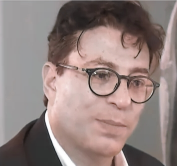 עדי ז'ורבין הכלבה אסתר חיות זיינה אותו