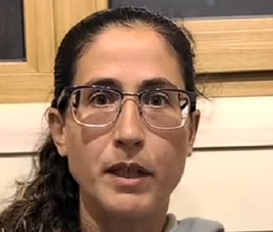 שושנה סטרוק לסבית מסכנה סובלת מפיצול אישיות