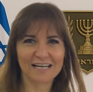 לימור ביבי ממן שייחנקו החרדים בתפילין