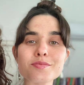 רותי קליין חיפשה מסתננות שינענעו לה את הכוס